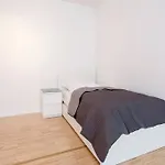 Exclusive 2-Room Souterrain Apartment